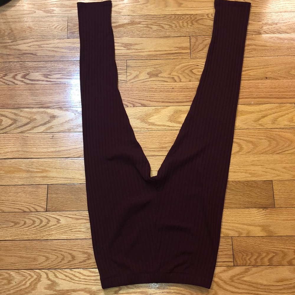 Forever 21 maroon leggings